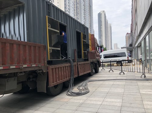 向阳低温环境下，柴油发电机组电池充满电的具体时间受哪些因素影响？